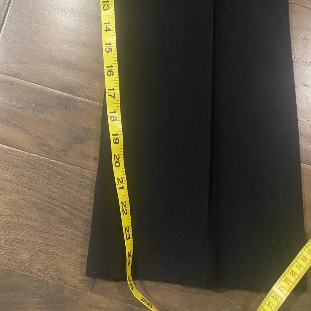 NWT Alexander McQueen black ankle cropped  trousers - Picture 9 of 9